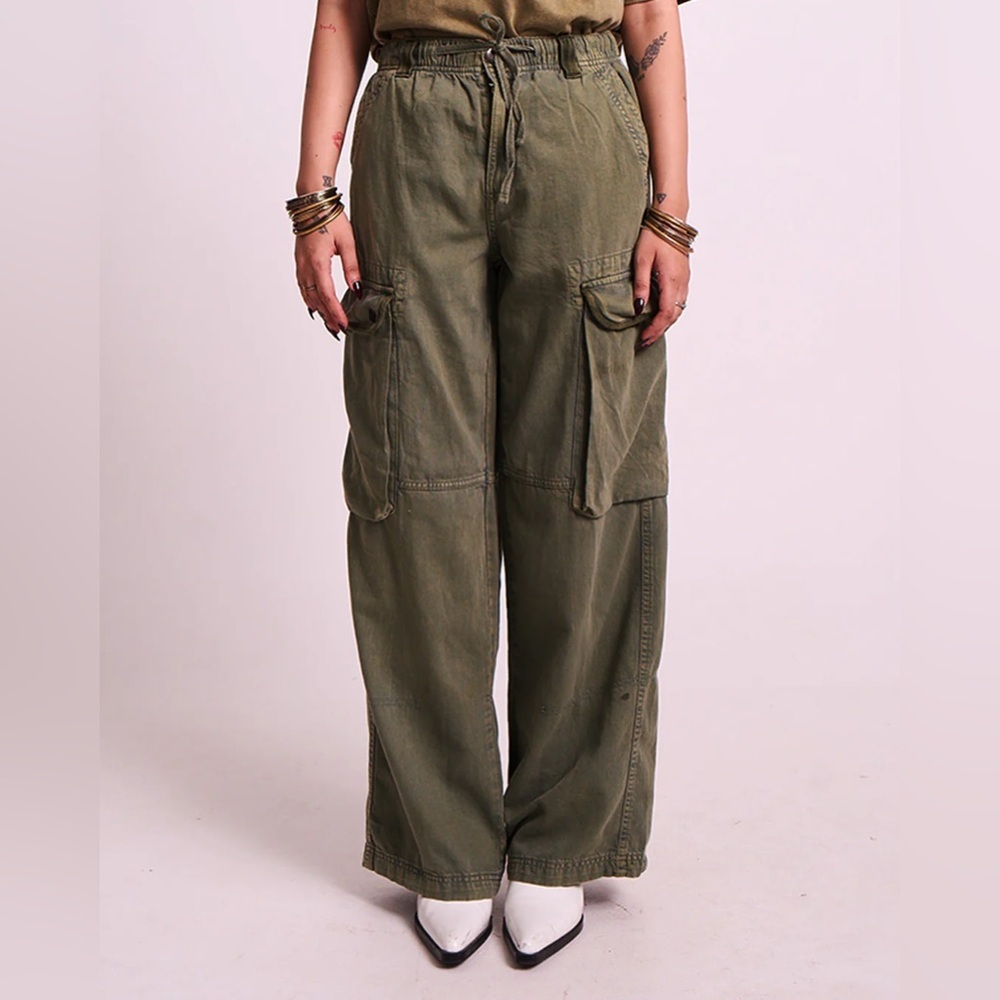 Maurices Dark Green Wide Leg Cargo Pants